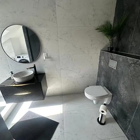Homestay Pokoje- Wynajem Krotkoterminowy *